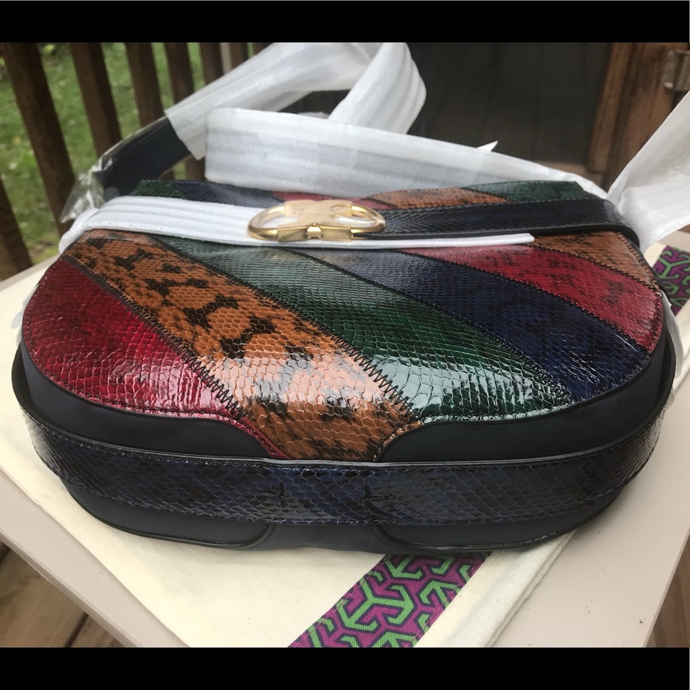 ⛔️SOLD⛔️Authentic Tory Burch Gemini link Snakeskin - Picture 6 of 8